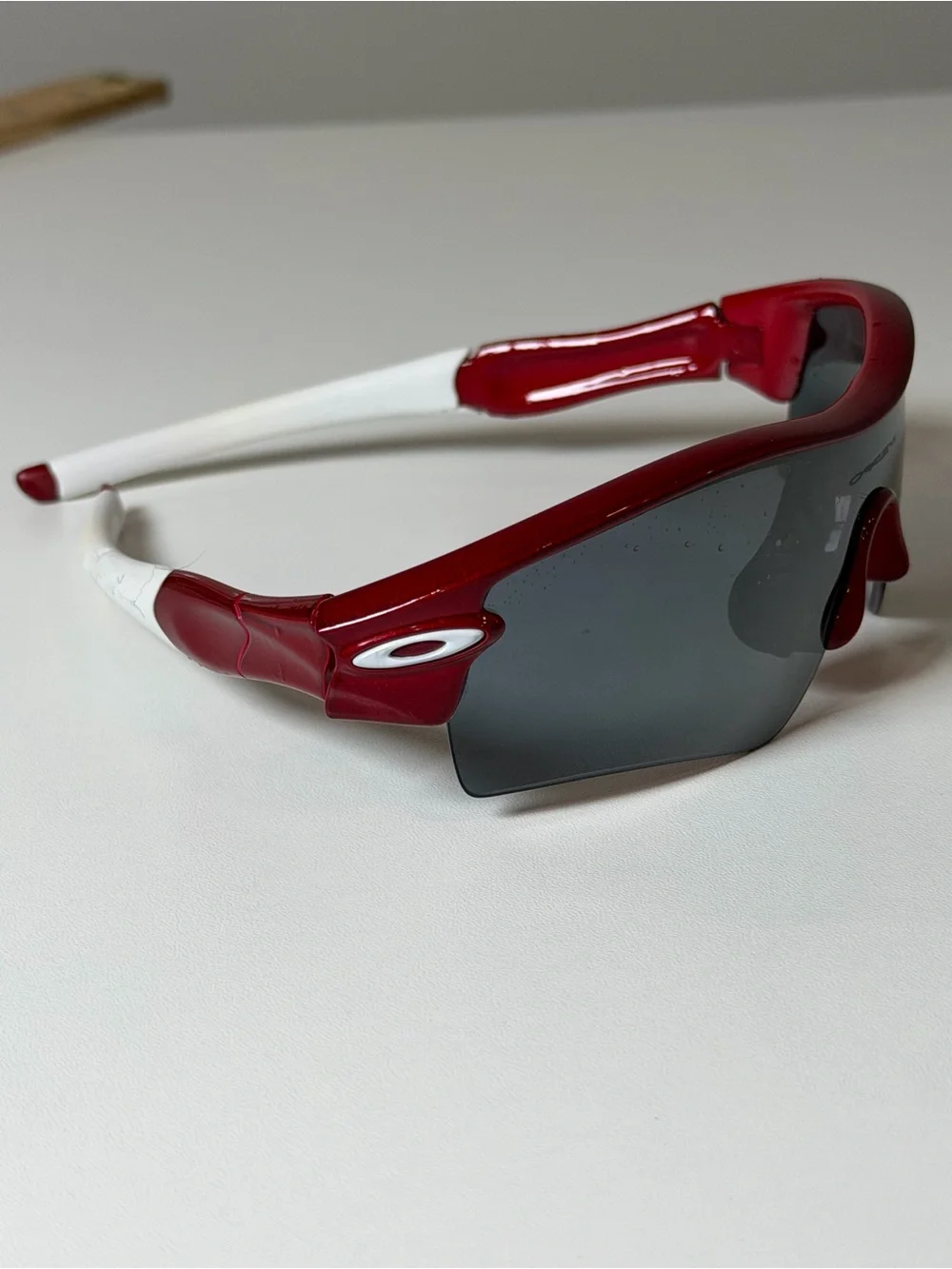 OAKLEY RADAR RANGE TEAM RED W/ BLACK IRIDIUM STRAIGHT STEM SUNGLASSES AUTHENTIC